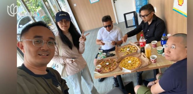 海男子失业后弯道超车收入翻三倍开元棋牌小费收到手软！43岁上(图7)