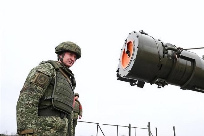 日对峙高市呼叫外援澳军监视开元棋牌1:33局面出现中(图13) 日对峙高市呼叫外援澳军监视开元棋牌1:33局面出现中(图13)